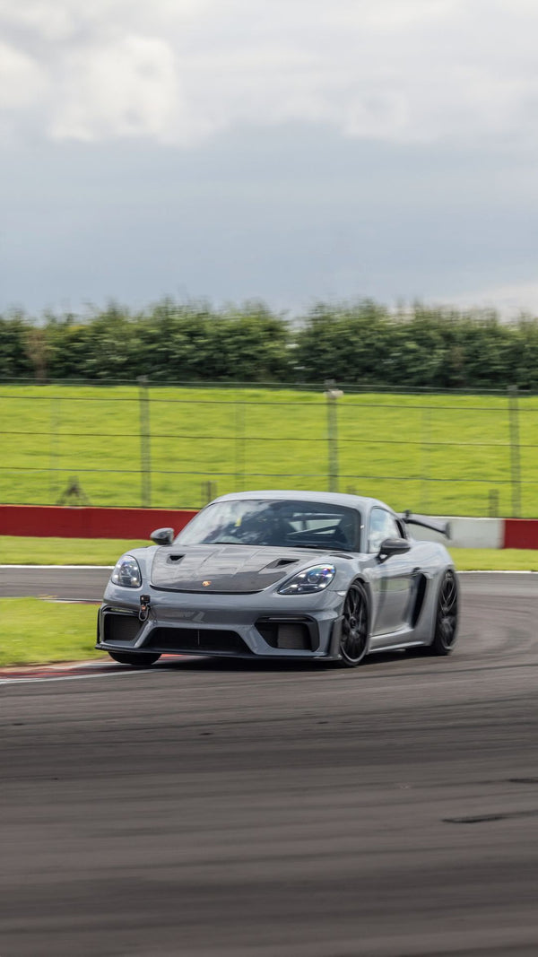 Cayman_GT4_Track_Scene.jpg