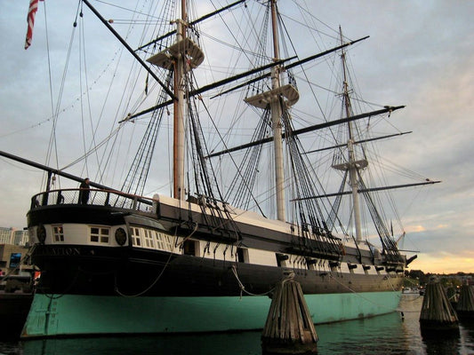 Harbor Sail on Unforgettable - Weekday boat docked.jpeg