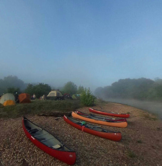 3 kayakers