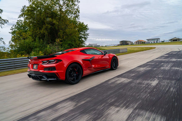 Z06 Autobahn straight on