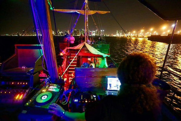 boat dj