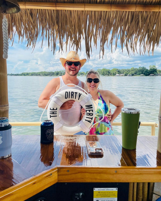 couple at tiki bar.jpeg