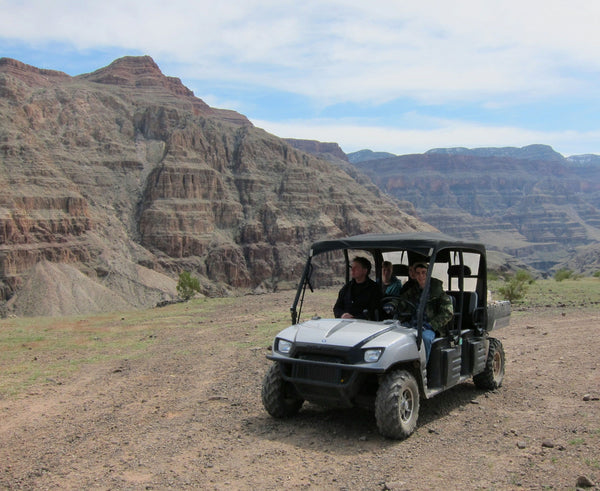 looking at grand canyon