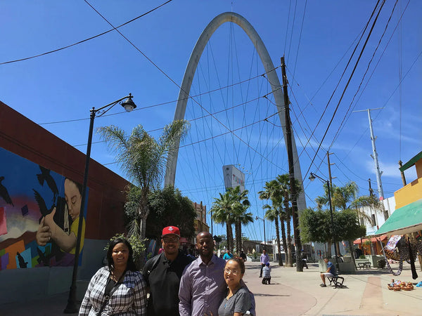 family in rosarito.webp