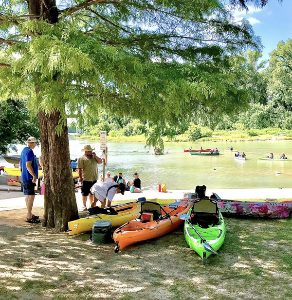 3 kayakers