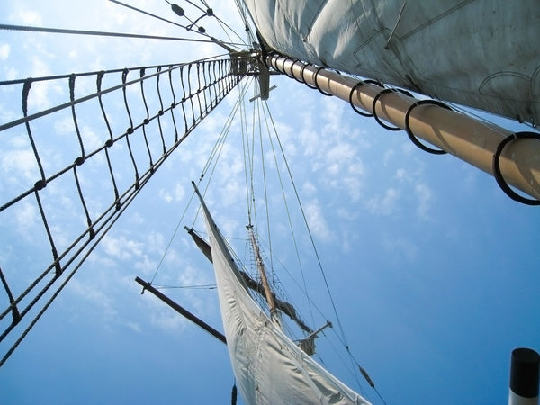 looking-up-at-boat